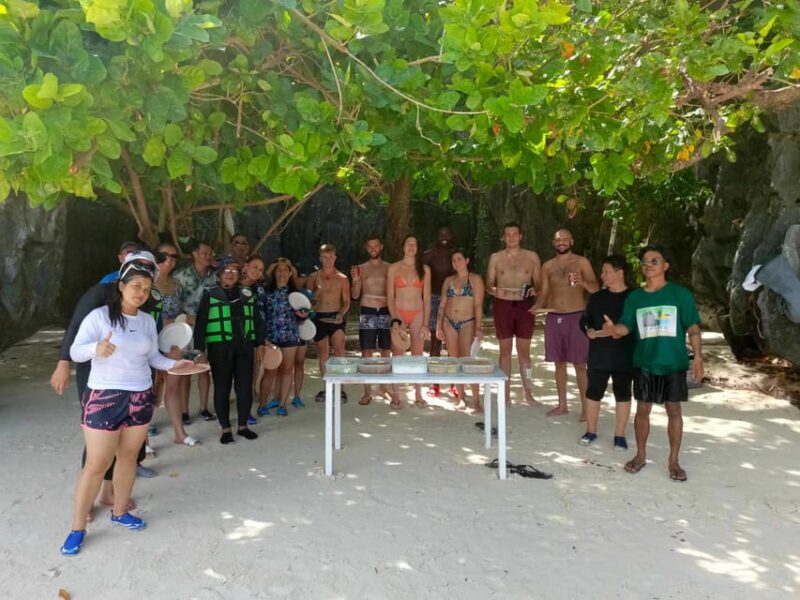 El Nido Island Tour D - Meeting Point and Logistics