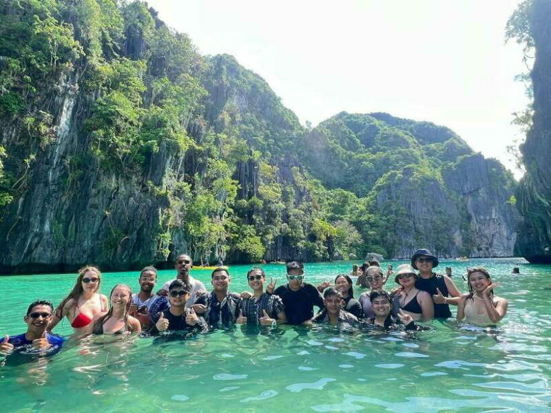 El Nido: Shared Island Hopping Tour C with Buffet Lunch - Key Points