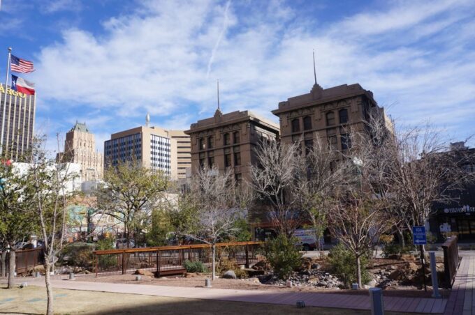 El Paso: Downtown Historic Walking Tour - Exploring Museums and Architecture