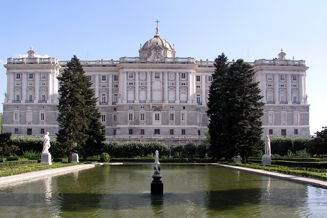 El Prado Museum & Royal Palace: Madrid Guided Tour in English - Plaza De España and Puerta Del Sol