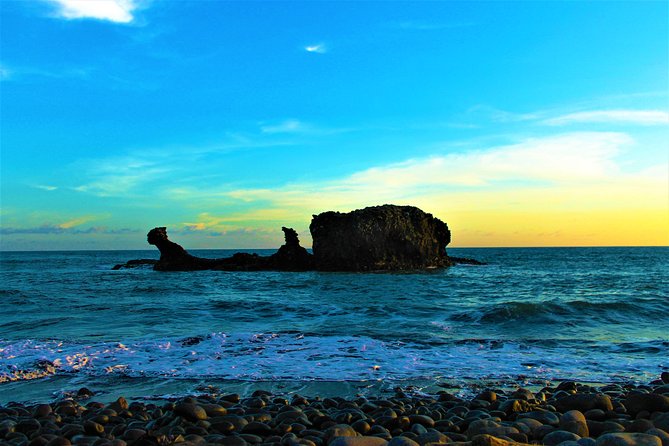 El Salvador StopOver Tour: El Tunco Beach Relaxing Visit - Surfing at El Tunco