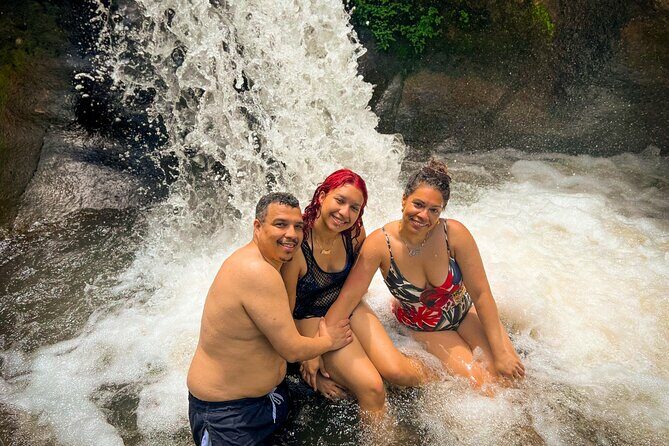 El Yunque Hike, Waterslide & Luquillo Kiosks Food with Transport - Key Points