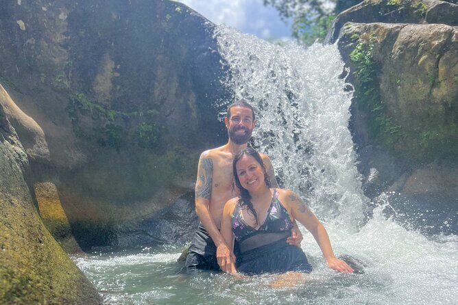 El Yunque Hike, Waterslide & Luquillo Kiosks Food with Transport - An In-Depth Look at the Tour Experience