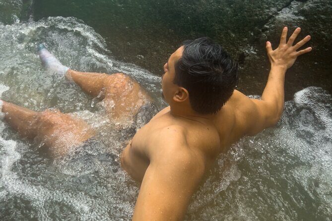 El Yunque Hike, Waterslide & Luquillo Kiosks Food with Transport - FAQs