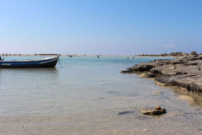 Elafonisi Island: Day Trip by Bus From Chania or Rethymno - Exploring the Island