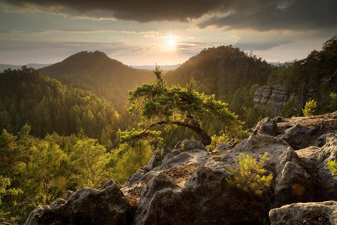 Elbe Canyon & Narnia Movie Locations Day Trip - Cancellation and Meeting Details