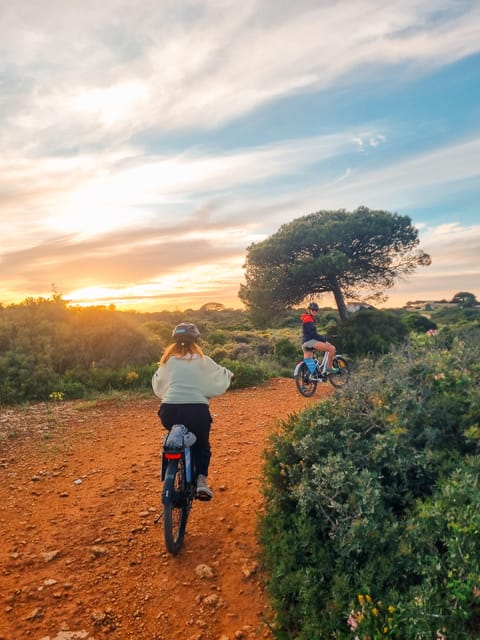 Electric Bike Tour in Ferragudo - Key Points