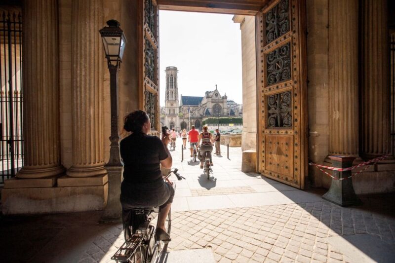Electric Bike Tour of Paris' Hidden Gems - Historical Landmarks and Stories