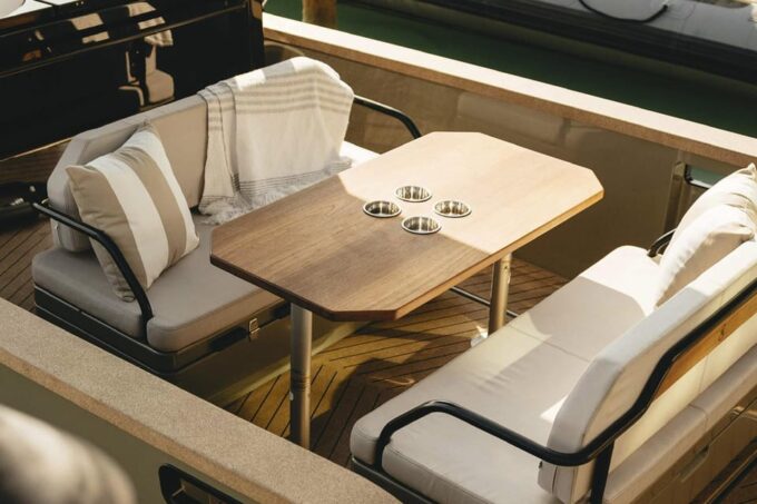 Electric Boat Family Tour - Eco-friendly Electric Boats
