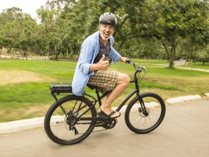 Electric City Bike Rental With Hotel Delivery - Visiting Iconic Attractions