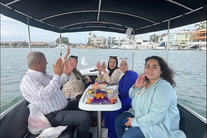 Electric Picnic Boat Rental in Newport Harbor for 12 Passengers - Meeting and End Point Details