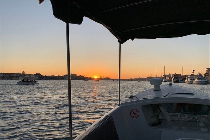 Electric Picnic Boat Rental in Newport Harbor for 8 Passengers - Included in the Rental
