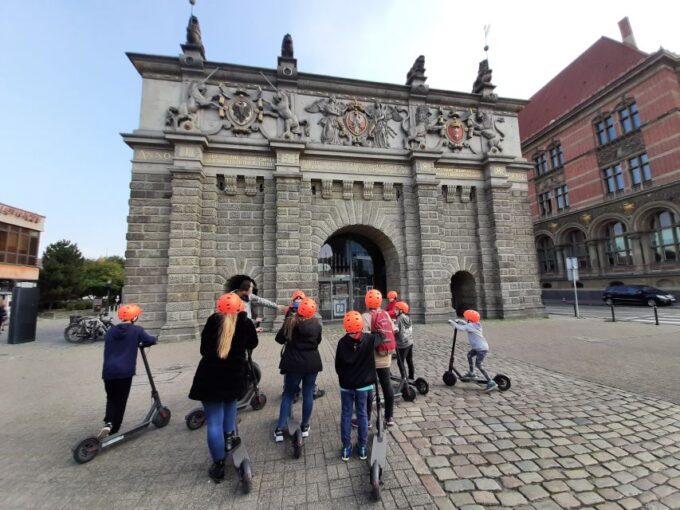 Electric Scooter Tour: Old Town Tour - 1,5-Hour of Magic! - Odra River Scenic Views