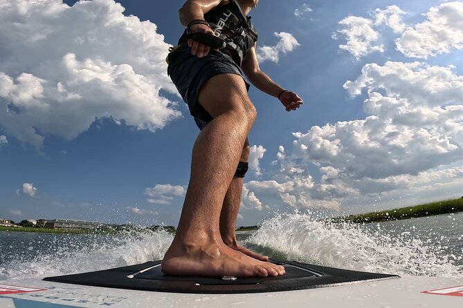 Electric Surfboard Private Lesson - Winter Friendly (Wetsuit) - Radinn X-sport Electric Surfboard