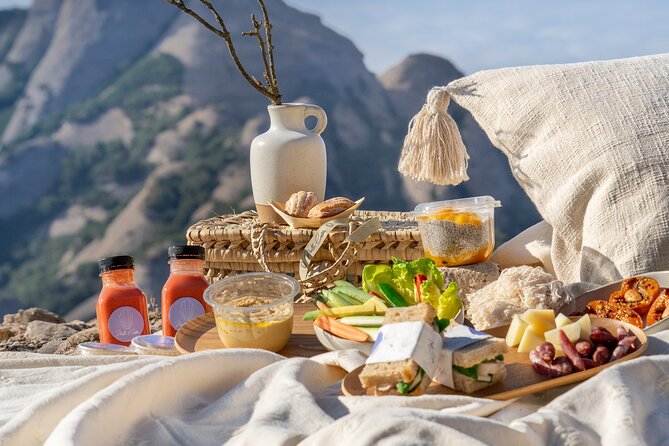 Elegant Private Picnic in Montserrat at 1100m Altitude - Getting to Montserrat