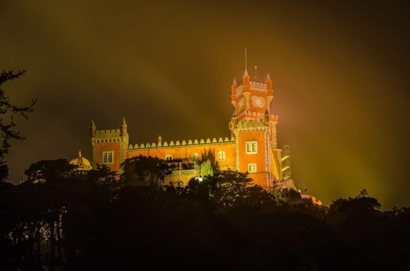 ELEGANT SINTRA TOUR AT NIGHT - Private Tour With Guide