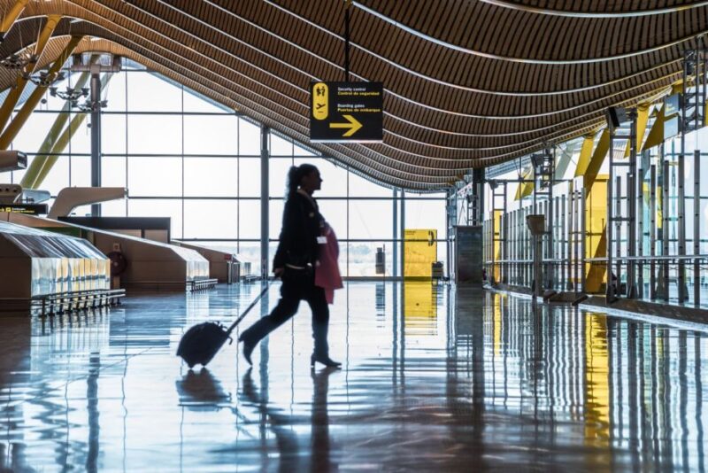 Elite Business Transfers: Airport to Hotel Excellence - Comfort and Amenities