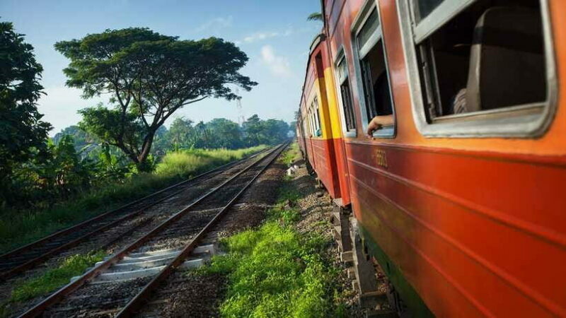 Ella: First Class Scenic Train Ticket To/From Nanuoya - FAQ