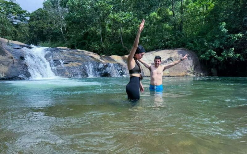 Ella: Ravana and Upper Diyaluma Falls Guided Tour - Key Points
