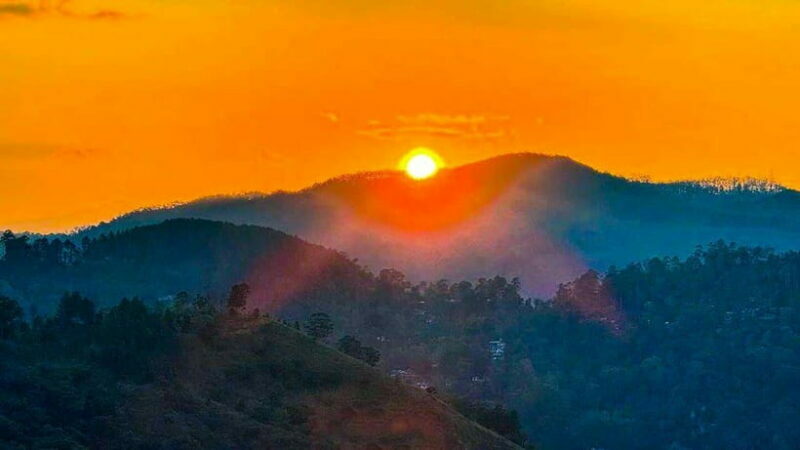 Ella: Sunset Tuk Tuk Tour with Little Adam's Peak Hike - Key Points