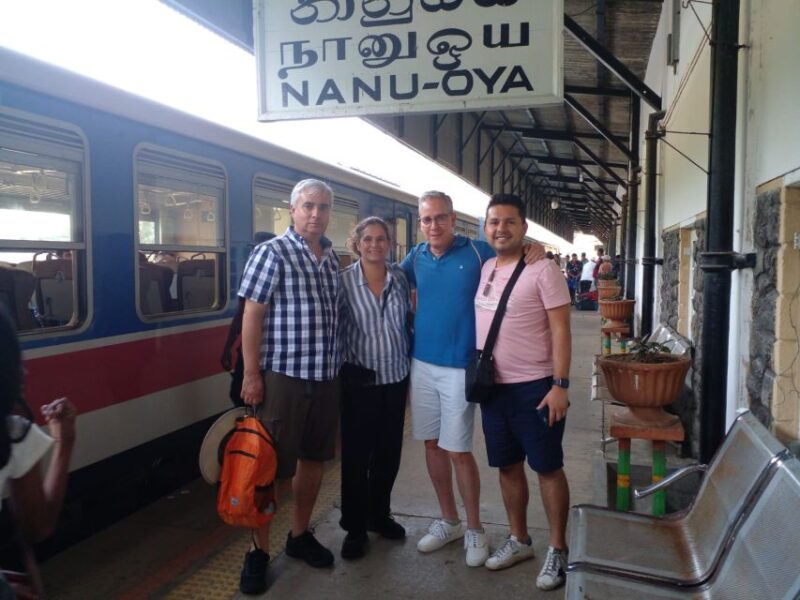 Ella Train: An Unforgettable Journey Through The Hills - Recommended Accessories for the Trip