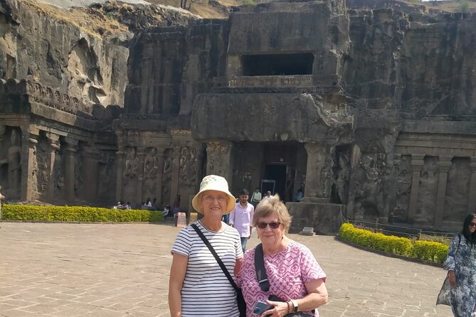 Ellora Caves & Daulatabad Fort Day Trip From Aurangabad - Discovering Bibi Ka Maqbara