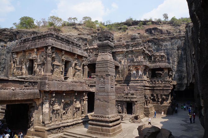 Ellora Caves Guided Tour With Other Attractions - Good To Know