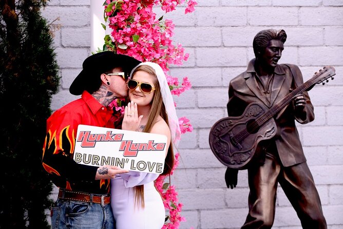 Elvis Chapel Wedding and Vow Renewal - Pricing and Reviews