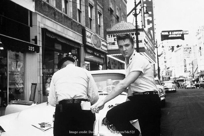 Elvis in Memphis Private Tour Including Graceland Tickets - Childhood Home and First Contract Studio