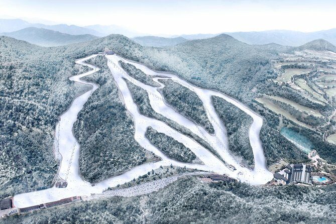 Elysian Gangchon Winter Ski + Eobi Ice Valley Day Tour fr Seoul - FAQs