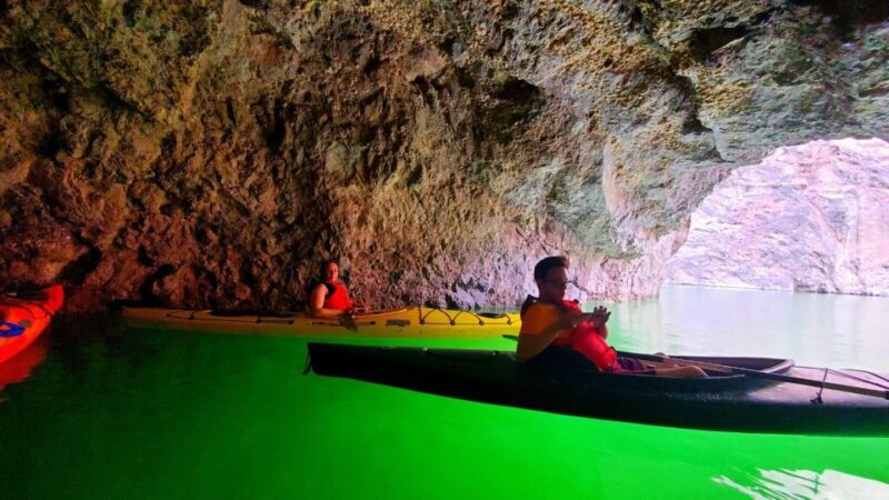 Emerald Cave: Kayaking Tour With Guide & Hike to CR Overlook - Key Points