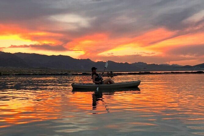Emerald Cave Sunset Glow Kayak Tour: 3 Caves, Wildlife & Lights - An In-Depth Look at the Experience