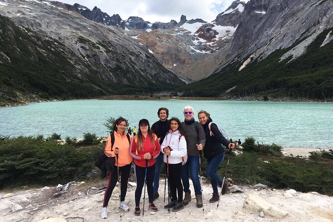 Emerald Lagoon Private Trekking Tour - Key Points