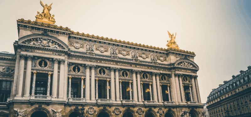 Emily in Paris Walking Tour With an APP - Preparation and Requirements