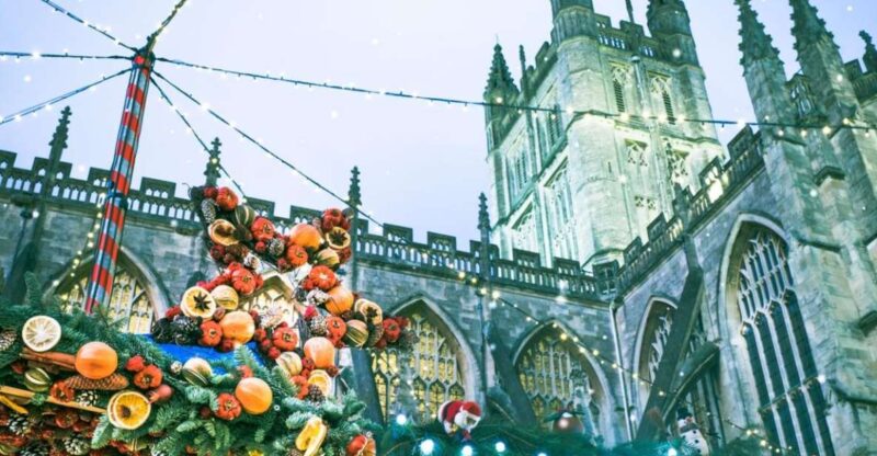 Enchanted Christmas Walk in Bath's Heart - Iconic Royal Crescent Stroll