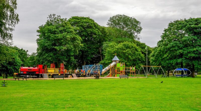 Enchanted Roslin: A Family Adventure - Exploring Roslin Glen