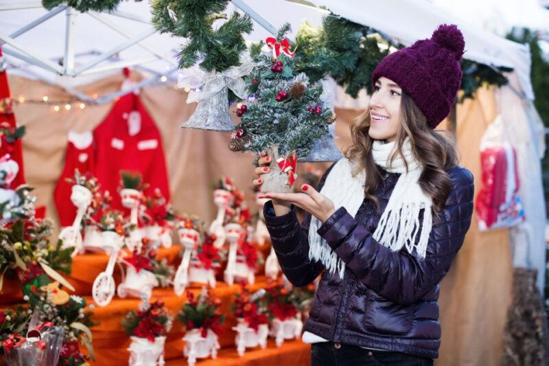 Enchanted Yuletide Walk: Ithaca's Festive Delights - Experience Details
