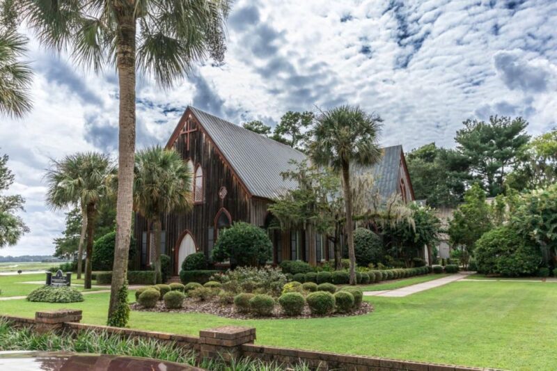 Enchanting Bluffton: A Journey Through History & Art - Artistic Exploration