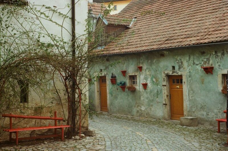 Enchanting Český Krumlov Walking Tour: Echoes of the Past - Key Points