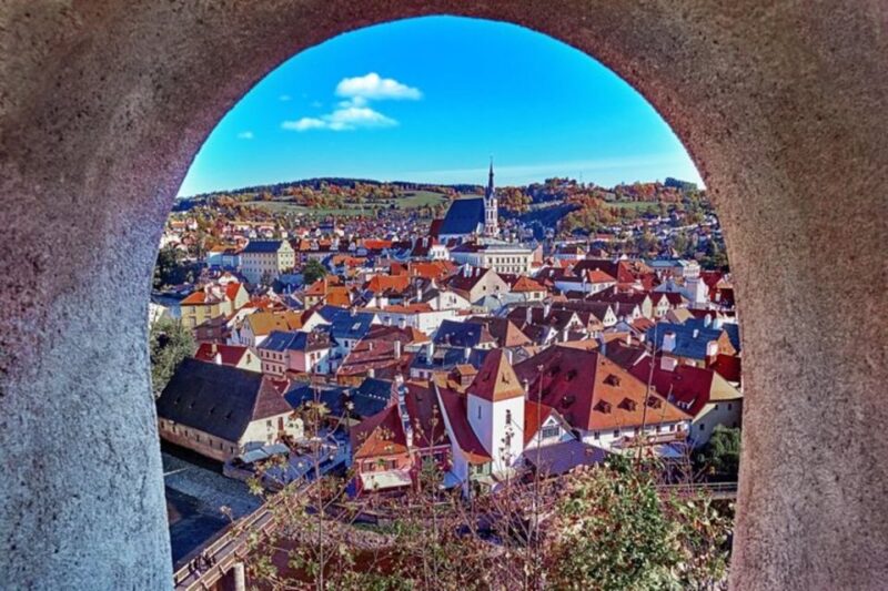 Enchanting Český Krumlov Walking Tour: Echoes of the Past - Key Visits