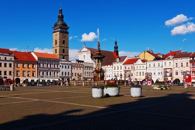 Enchanting Český Krumlov Walking Tour: Echoes of the Past - Unraveling the Castles Storied Past