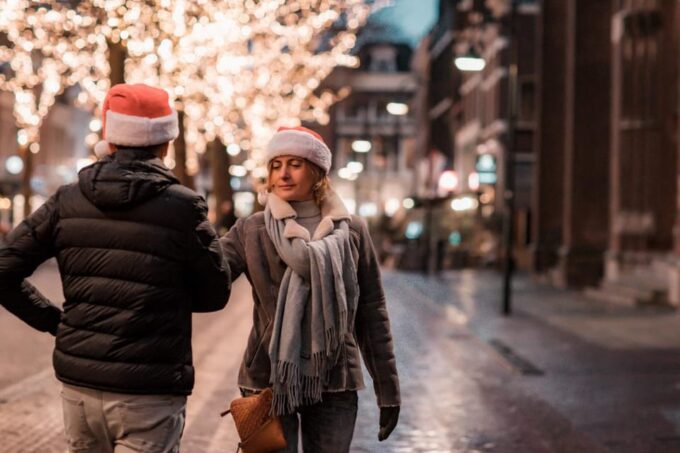 Enchanting Delft Christmas Walk With Historic Market Square - Booking Information