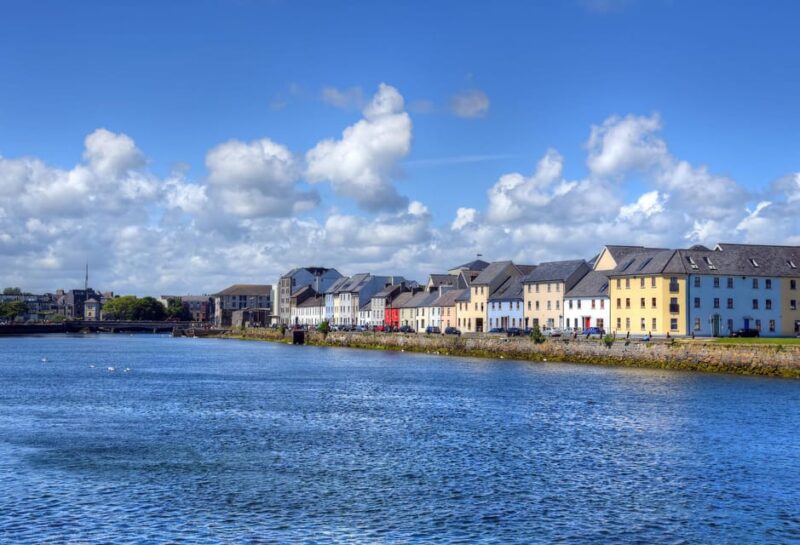 Enchanting Galway: A Romantic Stroll Through History - Meeting Point