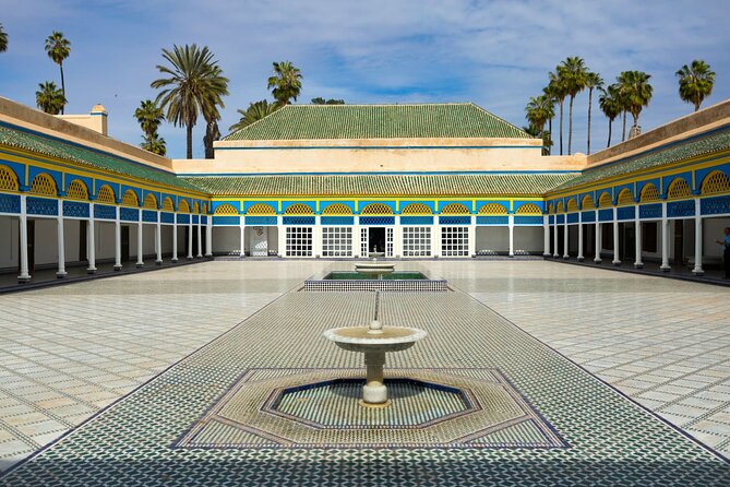 Enchanting Half-Day Journey of Marrakech Into History & Culture. - Navigating the City Streets