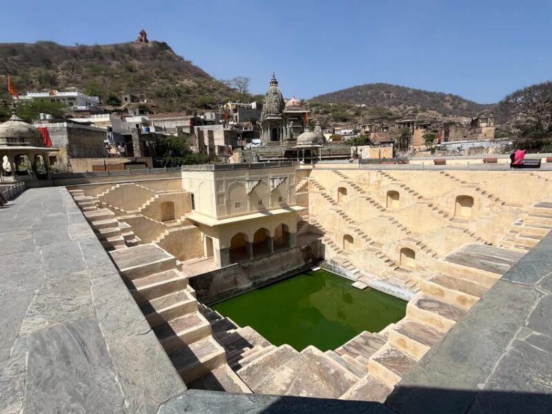 Enchanting Jaipur: Overnight Tour From Delhi or Agra - Visiting the Jal Mahal