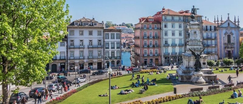 Enchanting Porto, Óbidos, Nazaré, Coimbra - Private Journey - Nazaré