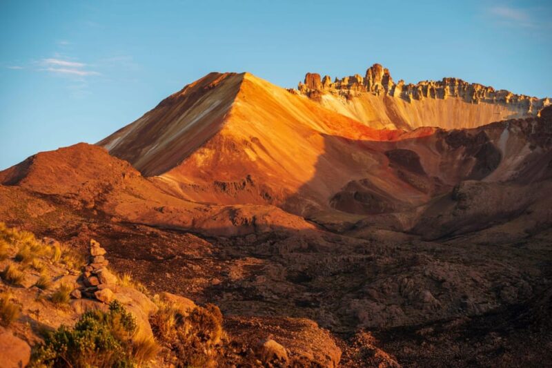 English Guide Salar Uyuni 2D 1n. Tunupa Volcano Route - Cactus Island Experience