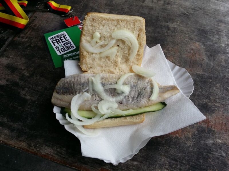 English Hamburg City Center Pay-What-You-Want Walking Tour - Customer Reviews