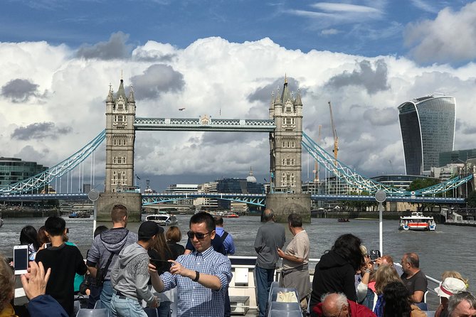 English + Law University Taster One Week Program in London - Health and Safety