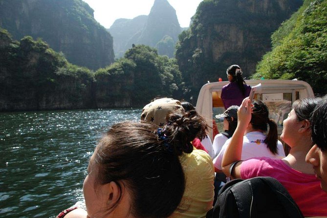 English Speaking Driver Service To Longqing Gorge - Accessibility and Requirements